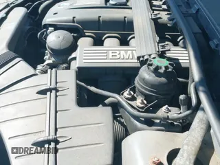 2009 BMW 3 Series 328i xDrive с VIN WBAWV53589P081072, выставлен на аукционе IAAI как лот 42227533 с пробегом 207 284 миль миль и . История ставок и продаж доступна на DreamBid. Изображение 19.