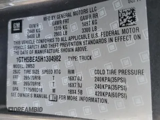 2017 GMC Canyon 2WD SLE with VIN 1GTH5BEA5H1304982, listed as a Copart auction lot 41141224 with 22,259 mi miles and Clean Title. Bid and sale history available at carsss.com. Image 12.