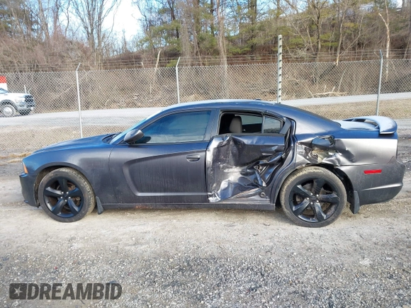 2014 Dodge Charger SXT with VIN 2C3CDXHG1EH115998, listed as a IAAI auction lot 41661367 with 155,327 mi miles. Bid and sale history available at carsss.com. Image 14.