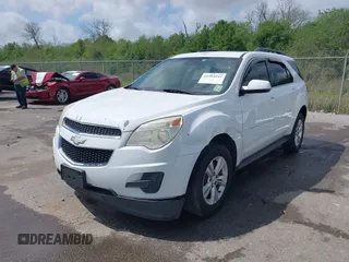 2015 Chevrolet Equinox LT with VIN 2GNALBEK8F6351845, listed as a IAAI auction lot 41904047 with 173,620 mi miles. Bid and sale history available at carsss.com. Image 17.