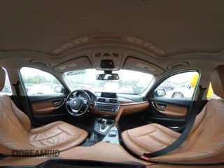 2014 BMW 3 Series 328d xDrive z VIN WBA3D5C52EKX95213, wystawiony jako IAAI lot #42260429 z przebiegiem 220 089 mil mil oraz . Historia ofert i sprzedaży dostępna na DreamBid. Obrazek 18.