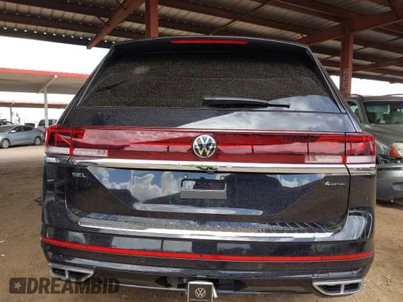 2024 Volkswagen Atlas SEL Premium R-Line с VIN 1V2FR2CA1RC514031, выставлен на аукционе IAAI как лот 41964990 с пробегом Не указан миль и . История ставок и продаж доступна на DreamBid. Изображение 16.