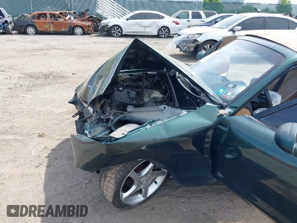 2001 Mazda MX-5 Miata with VIN JM1NB353810212361, listed as a IAAI auction lot 42128732 with 115,860 mi miles and . Bid and sale history available at DreamBid. Image 15.