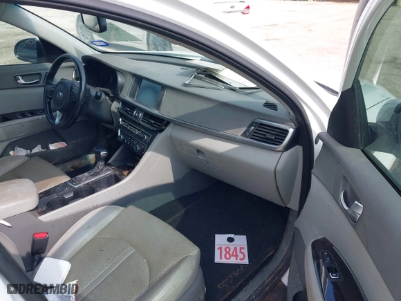2016 Kia Optima EX with VIN 5XXGU4L38GG013197, listed as a IAAI auction lot 42125301 with 110,128 mi miles. Bid and sale history available at carsss.com. Image 5.