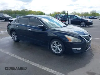 2015 Nissan Altima 2.5 z VIN 1N4AL3AP1FC166579, wystawiony jako IAAI lot #42178655 z przebiegiem 219 071 mil mil oraz . Historia ofert i sprzedaży dostępna na DreamBid. Obrazek 1.