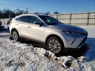 2023 Toyota Venza LE with VIN JTEAAAAHXPJ123946, listed as a Copart auction lot 37435884 with 10,055 mi miles. Bid and sale history available at carsss.com. Image 4.