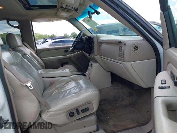 2002 Chevrolet Tahoe Z71 z VIN 1GNEK13Z32R326011, wystawiony jako IAAI lot #42181335 z przebiegiem 315 321 mil mil oraz . Historia ofert i sprzedaży dostępna na DreamBid. Obrazek 5.