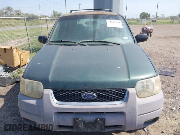 2001 Ford Escape XLT with VIN 1FMYU04101KE97210, listed as a IAAI auction lot 42277209 with 173,335 mi miles and . Bid and sale history available at DreamBid. Image 6.
