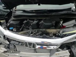 2019 Honda Pilot Touring 8-Passenger z VIN 5FNYF5H96KB013731, wystawiony jako Copart lot #80255845 z przebiegiem 101 024 mil mil oraz Czysty tytuł • Clean title. Historia ofert i sprzedaży dostępna na DreamBid. Obrazek 14.