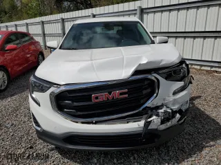 2018 GMC Terrain SLE with VIN 3GKALMEV4JL225408, listed as a Copart auction lot 47704565 with 68,379 mi miles and Salvage Title. Bid and sale history available at carsss.com. Image 5.
