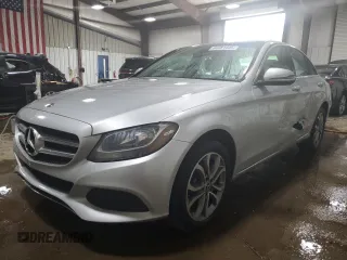 2018 Mercedes-Benz C 300 z VIN WDDWF4KB5JR337460, wystawiony jako Copart lot #64481445 z przebiegiem 55 339 mil mil oraz Szkoda całkowita • Salvage title. Historia ofert i sprzedaży dostępna na DreamBid. Obrazek 1.