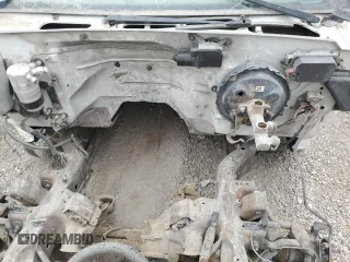 1999 GMC Suburban z VIN 3GKFK16R0XG524193, wystawiony jako Copart lot #49688315 z przebiegiem Nie podano mil oraz Nie do naprawy • Non repairable. Historia ofert i sprzedaży dostępna na DreamBid. Obrazek 12.
