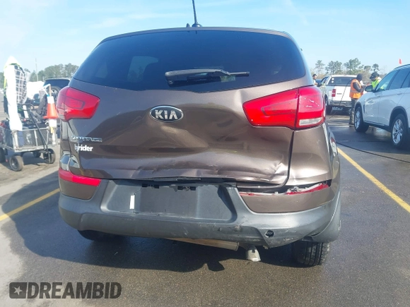 2014 Kia Sportage LX with VIN KNDPB3AC9E7648454, listed as a IAAI auction lot 41898146 with 200,934 mi miles. Bid and sale history available at carsss.com. Image 6.