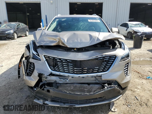 2023 Cadillac XT4 FWD Premium Luxury с VIN 1GYFZCR47PF105143, выставлен на аукционе Copart как лот 52397695 с пробегом 42 740 миль миль и На запчасти • Non repairable. История ставок и продаж доступна на DreamBid. Изображение 5.