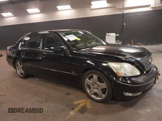 2004 Lexus LS 430 with VIN JTHBN36F740149761, listed as a IAAI auction lot 41918829 with 207,095 mi miles. Bid and sale history available at carsss.com. Image 1.