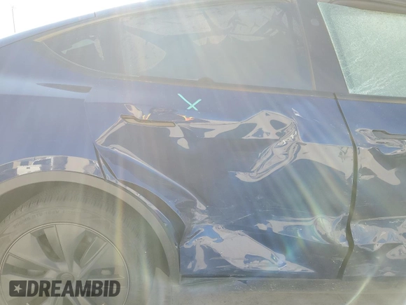 2024 Tesla Model Y with VIN 7SAYGDED8RF132720, listed as a Copart auction lot 45631755 with Not Provided miles and Salvage Title. Bid and sale history available at DreamBid. Image 10.
