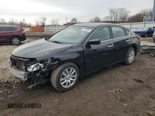 2014 Nissan Altima S with VIN 1N4AL3AP4EN354936, listed as a Copart auction lot 52118085 with 134,217 mi miles and Salvage Title. Bid and sale history available at DreamBid. Image 1.