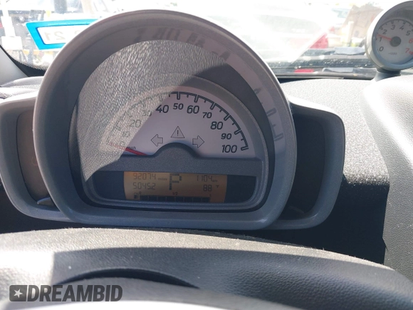 2008 Smart fortwo Pure with VIN WMEEJ31X68K106096, listed as a IAAI auction lot 42456471 with 92,074 mi miles and . Bid and sale history available at DreamBid. Image 7.