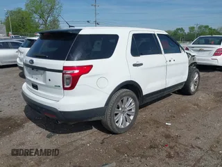 2015 Ford Utility Police Interceptor with VIN 1FM5K8AR0FGC16647, listed as a IAAI auction lot 42039669 with 155,768 mi miles. Bid and sale history available at carsss.com. Image 4.