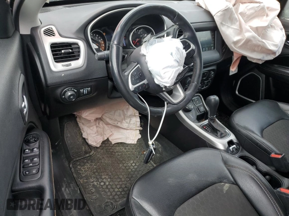 2020 Jeep Compass Latitude with VIN 3C4NJDBB1LT205116, listed as a Copart auction lot 53227985 with 51,688 mi miles and Salvage title. Bid and sale history available at DreamBid. Image 8.