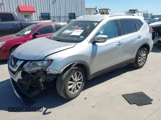 2019 Nissan Rogue SV with VIN KNMAT2MT3KP525172, listed as a IAAI auction lot 41765109 with 110,411 mi miles. Bid and sale history available at carsss.com. Image 17.