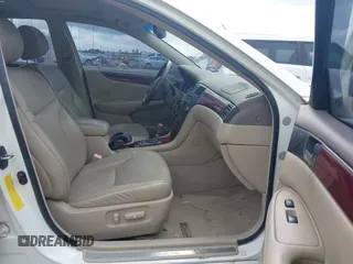 2004 Lexus ES 350 z VIN JTHBA30G245017619, wystawiony jako IAAI lot #42843600 z przebiegiem 206 759 mil mil oraz . Historia ofert i sprzedaży dostępna na DreamBid. Obrazek 5.