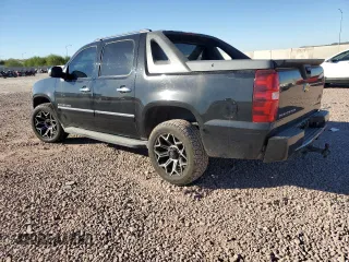 2010 Chevrolet Avalanche LTZ with VIN 3GNVKGE04AG277286, listed as a Copart auction lot 79065174 with 107,186 mi miles and Salvage Title. Bid and sale history available at DreamBid. Image 2.