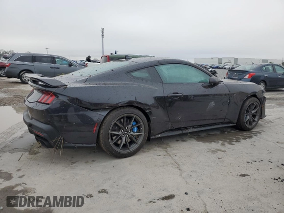 2024 Ford Mustang Dark Horse with VIN 1FA6P8R05R5507926, listed as a Copart auction lot 46884805 with 984 mi miles and Salvage Title. Bid and sale history available at carsss.com. Image 3.