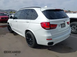 2017 BMW X5 xDrive50i с VIN 5UXKR6C3XH0J85028, выставлен на аукционе IAAI как лот 41889220 с пробегом 107 105 миль миль и . История ставок и продаж доступна на DreamBid. Изображение 3.