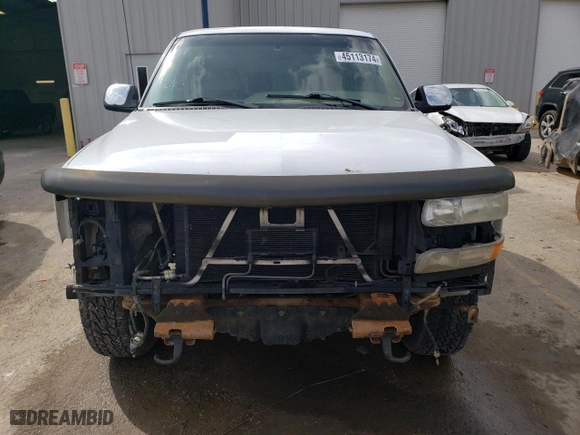 2001 Chevrolet Silverado 1500 LT with VIN 1GCEK19T51E133196, listed as a Copart auction lot 45113174 with 257,917 mi miles and Salvage Title. Bid and sale history available at carsss.com. Image 5.