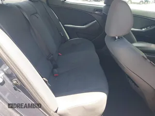 2015 Kia Optima LX with VIN 5XXGM4A71FG472575, listed as a IAAI auction lot 42581639 with 189,348 mi miles and . Bid and sale history available at DreamBid. Image 8.