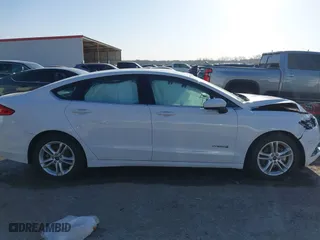 2018 Ford Fusion Hybrid SE with VIN 3FA6P0LU7JR188124, listed as a IAAI auction lot 41760184 with 74,731 mi miles. Bid and sale history available at carsss.com. Image 13.