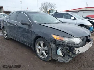 2009 Acura TSX with VIN JH4CU26669C019140, listed as a IAAI auction lot 41633824 with 174,997 mi miles. Bid and sale history available at carsss.com. Image 1.