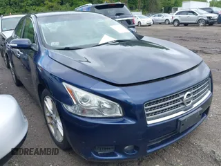 2009 Nissan Maxima S z VIN 1N4AA51E49C813044, wystawiony jako IAAI lot #42344513 z przebiegiem 172 287 mil mil oraz . Historia ofert i sprzedaży dostępna na DreamBid. Obrazek 1.