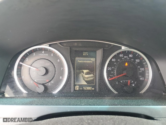 2016 Toyota Camry XLE with VIN 4T1BF1FK4GU257148, listed as a Copart auction lot 52552725 with 163,880 mi miles and Salvage Title. Bid and sale history available at carsss.com. Image 9.