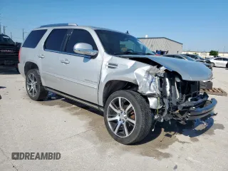 2014 Cadillac Escalade Premium z VIN 1GYS3CEFXER139466, wystawiony jako Copart lot #54128425 z przebiegiem 116 002 mil mil oraz Szkoda całkowita • Salvage title. Historia ofert i sprzedaży dostępna na DreamBid. Obrazek 4.
