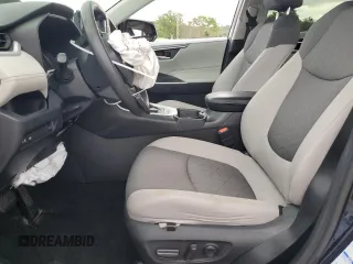 2020 Toyota RAV4 Hybrid XLE с VIN 2T3RWRFV6LW064959, выставлен на аукционе Copart как лот 61858045 с пробегом 75 018 миль миль и Списание • Salvage title. История ставок и продаж доступна на DreamBid. Изображение 7.