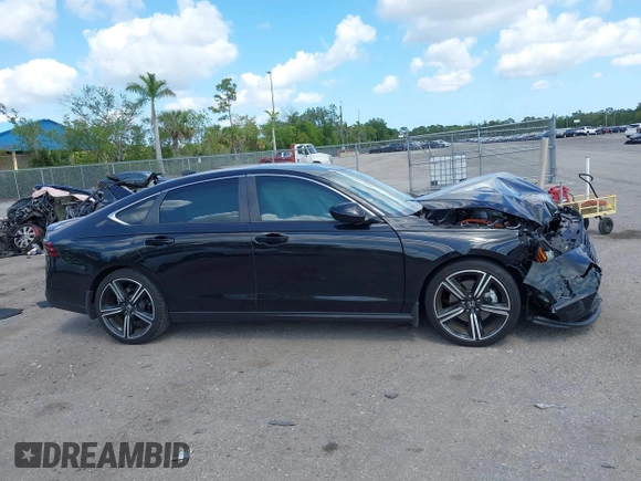 2024 Honda Accord Sport с VIN 1HGCY2F5XRA038624, выставлен на аукционе IAAI как лот 42079871 с пробегом 8 557 миль миль и . История ставок и продаж доступна на DreamBid. Изображение 13.