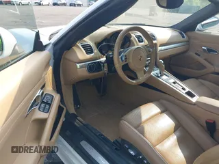 2014 Porsche Boxster с VIN WP0CA2A80ES120371, выставлен на аукционе IAAI как лот 42389545 с пробегом 49 966 миль миль и . История ставок и продаж доступна на DreamBid. Изображение 5.