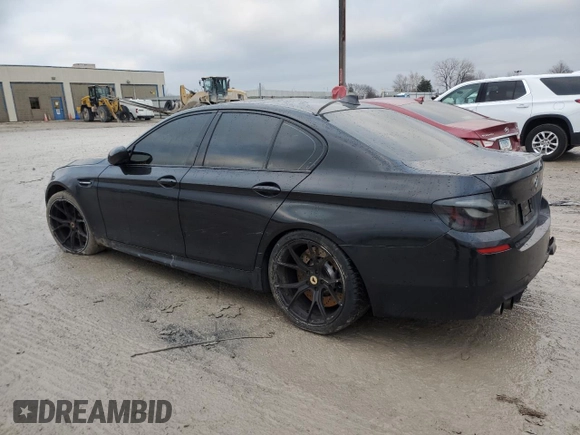 2014 BMW M5 z VIN WBSFV9C59ED097862, wystawiony jako Copart lot #85719684 z przebiegiem Nie podano mil oraz Szkody całkowita. Historia ofert i sprzedaży dostępna na DreamBid. Obrazek 2.