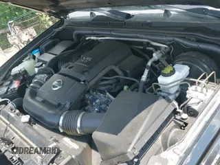 2018 Nissan Frontier SV z VIN 1N6AD0EV3JN733738, wystawiony jako IAAI lot #42603269 z przebiegiem 105 723 mil mil oraz . Historia ofert i sprzedaży dostępna na DreamBid. Obrazek 19.