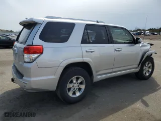 2010 Toyota 4Runner SR5 with VIN JTEZU5JR8A5003413, listed as a Copart auction lot 52416375 with 170,321 mi miles and Salvage Title. Bid and sale history available at carsss.com. Image 3.