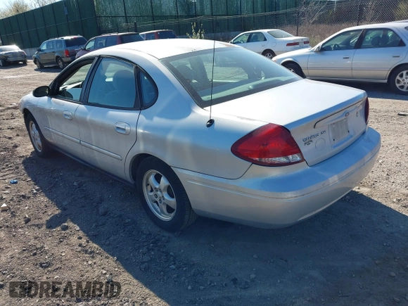 2006 Ford Taurus SE with VIN 1FAFP53U66A206014, listed as a IAAI auction lot 42045047 with 65,326 mi miles. Bid and sale history available at carsss.com. Image 3.