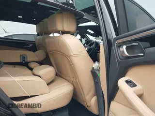 2022 Porsche Macan with VIN WP1AA2A52NLB06879, listed as a IAAI auction lot 41529228 with 34,309 mi miles and . Bid and sale history available at DreamBid. Image 8.