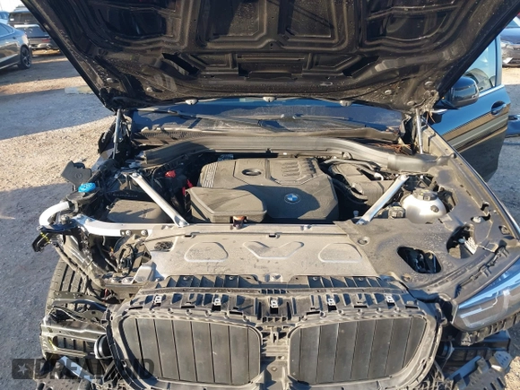 2023 BMW X3 sDrive30i z VIN 5UX43DP03P9N64624, wystawiony jako IAAI lot #41375547 z przebiegiem 28 149 mil mil oraz . Historia ofert i sprzedaży dostępna na DreamBid. Obrazek 10.