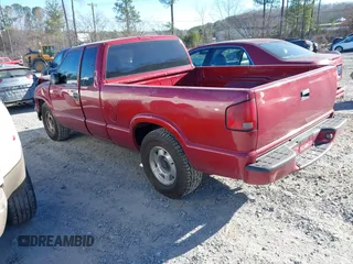 2000 GMC Sonoma SLS 1SR with VIN 1GTCS1950Y8270659, listed as a IAAI auction lot 41699057 with 159,654 mi miles and . Bid and sale history available at DreamBid. Image 3.