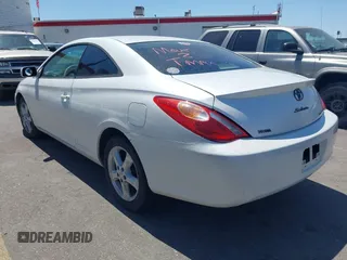 2004 Toyota Solara SE z VIN 4T1CA30P14U016954, wystawiony jako IAAI lot #42425657 z przebiegiem 296 912 mil mil oraz . Historia ofert i sprzedaży dostępna na DreamBid. Obrazek 3.