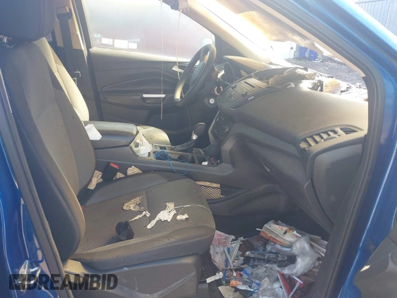 2017 Ford Escape SE with VIN 1FMCU9GD2HUA10771, listed as a IAAI auction lot 39225590 with 56,324 mi miles and . Bid and sale history available at DreamBid. Image 5.