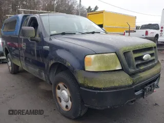 2006 Ford F-150 XL with VIN 1FTRF14W96NB11538, listed as a IAAI auction lot 42013086 with 94,972 mi miles. Bid and sale history available at carsss.com. Image 1.