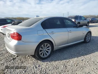 2011 BMW 3 Series 328i with VIN WBAPH7C54BE675893, listed as a Copart auction lot 48621565 with 177,382 mi miles and Salvage Title. Bid and sale history available at DreamBid. Image 3.